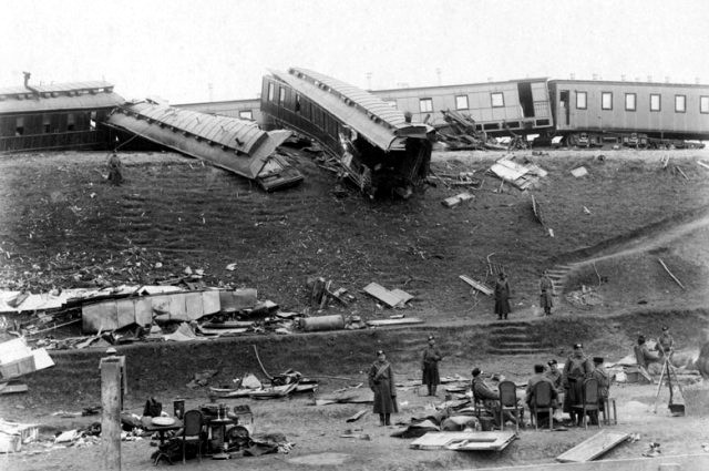 Осенью 1888 года царский поезд потерпел крушение у станции Борки