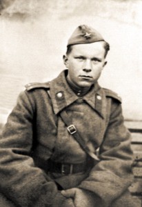 Лейтенант Быков во время боев в Румынии, 1944 г.
