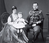 Цесаревич Александр Александрович и цесаревна Мария Фёдоровна со старшим сыном Николаем. Петербург. 1870 г.