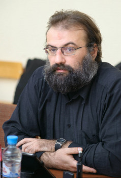 Сергей Худиев